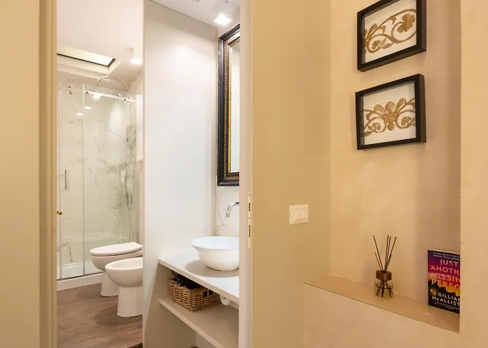 San Lorenzo Terrace Apartment Florence